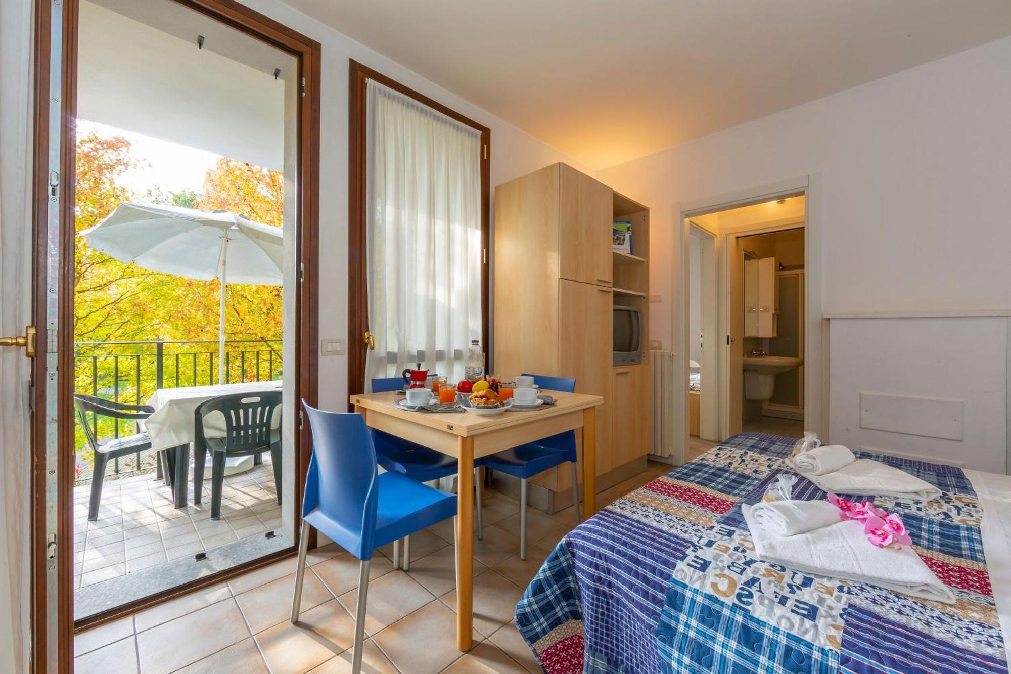 Residence Porto Letizia Porlezza Esterno foto