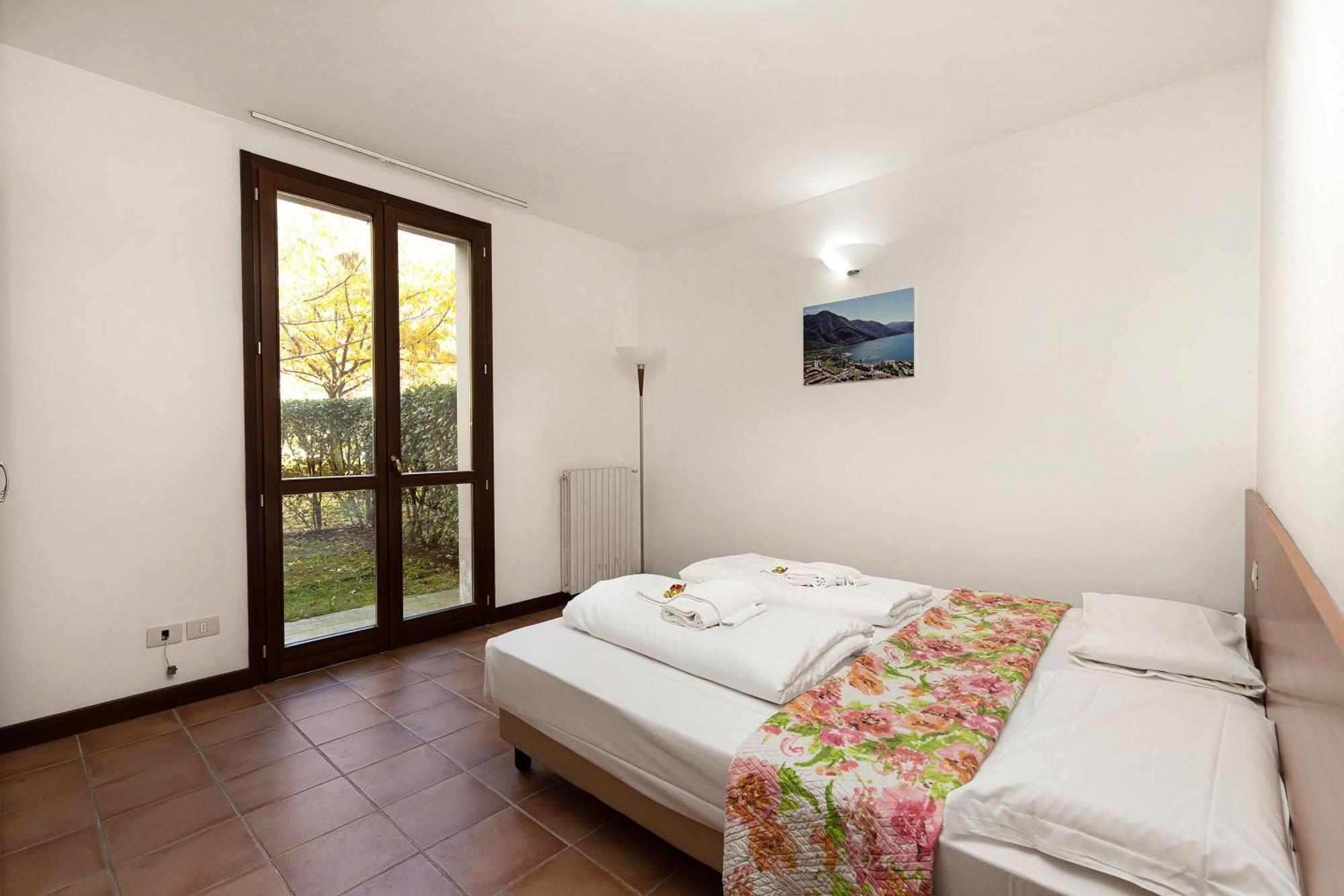 Residence Porto Letizia Porlezza Esterno foto